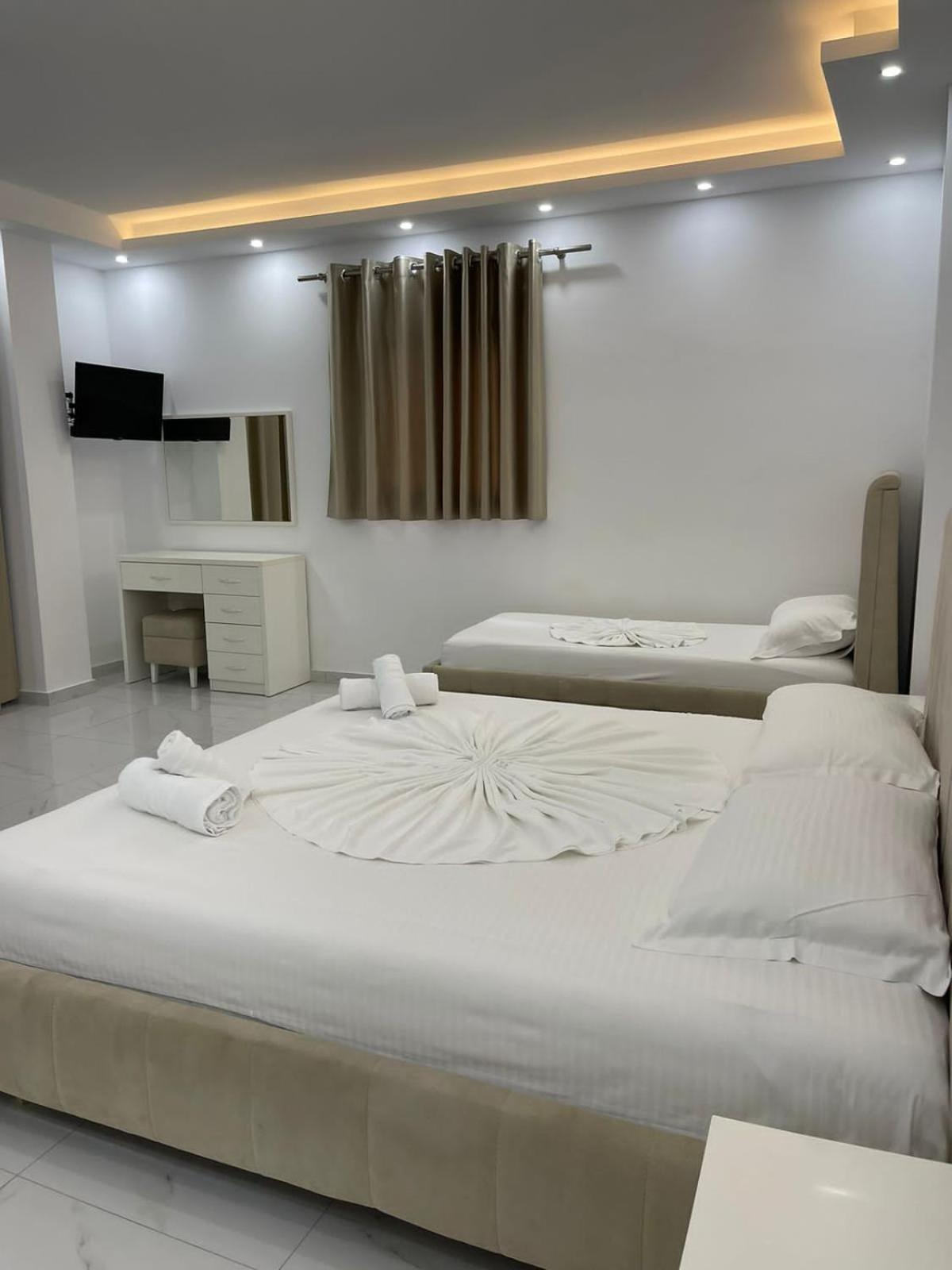 Anna Hotel Εξαμίλιο Εξωτερικό φωτογραφία